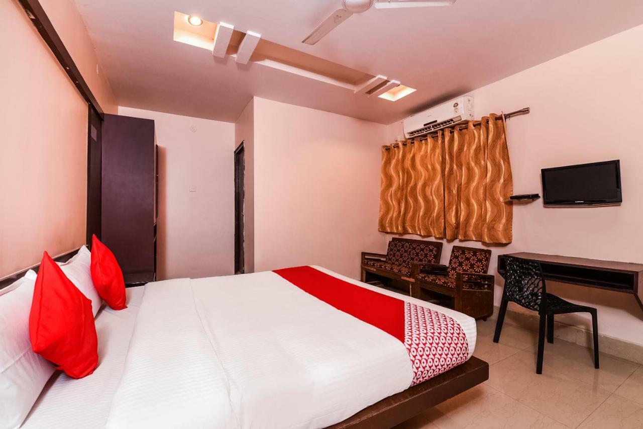 Oyo 28856 Manjeera Inn Вишакхапатнам Экстерьер фото
