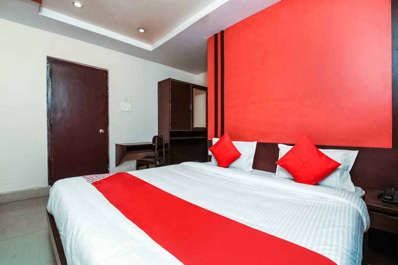 Oyo 28856 Manjeera Inn Вишакхапатнам Экстерьер фото
