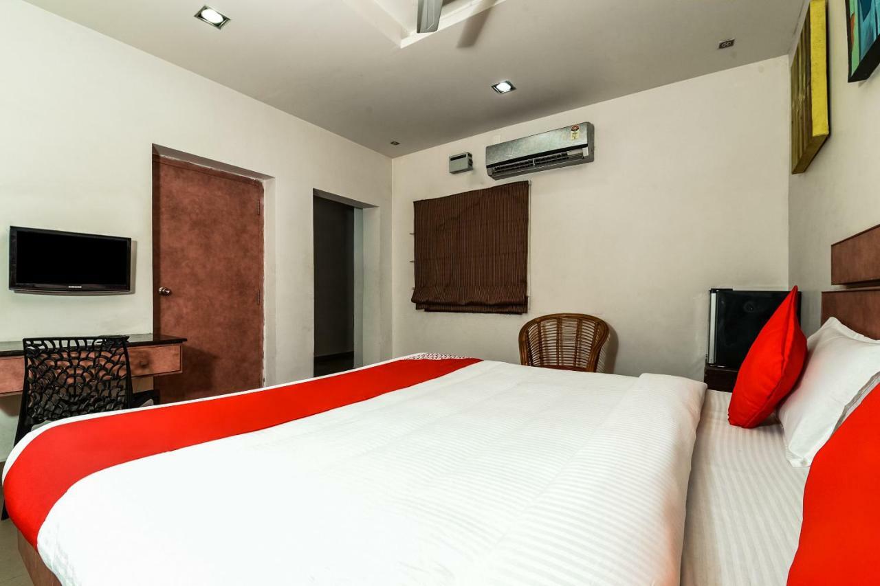 Oyo 28856 Manjeera Inn Вишакхапатнам Экстерьер фото