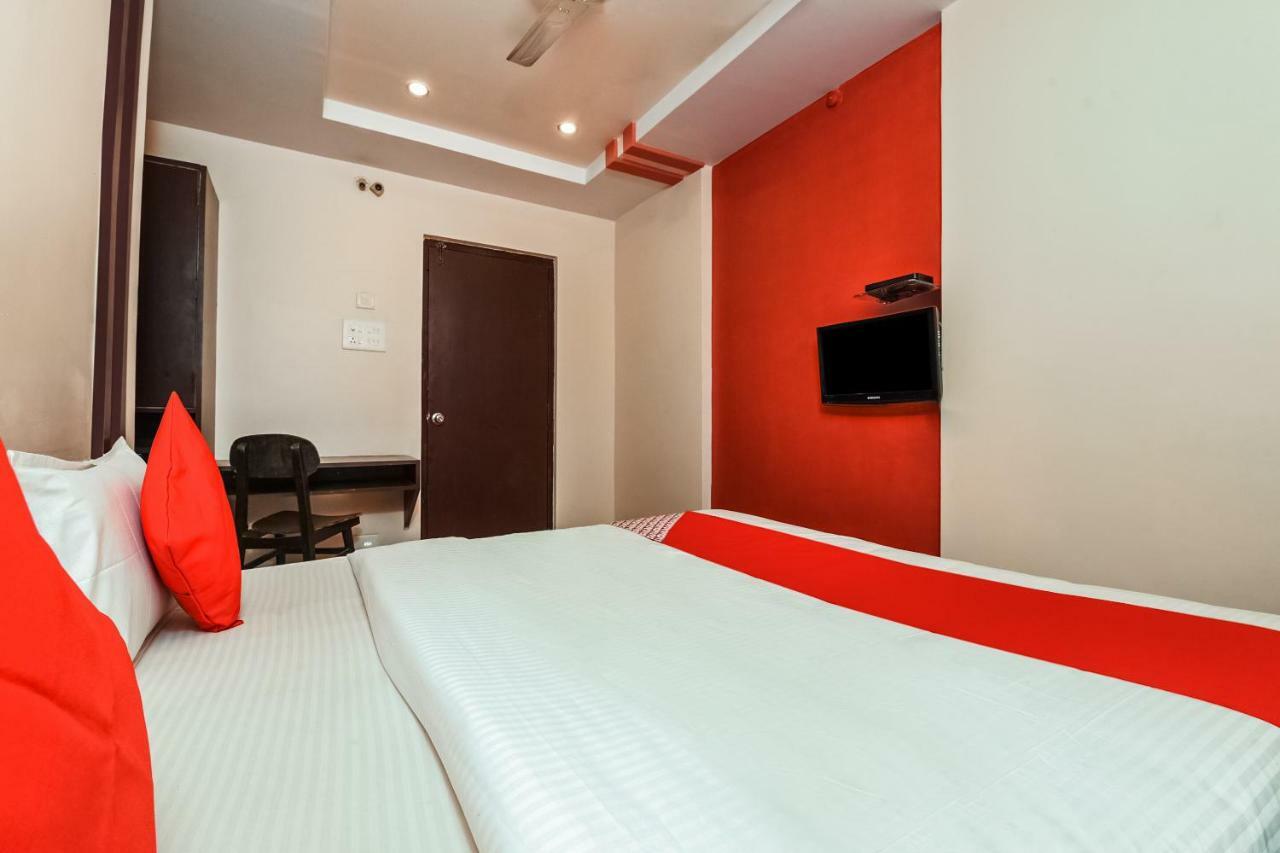 Oyo 28856 Manjeera Inn Вишакхапатнам Экстерьер фото